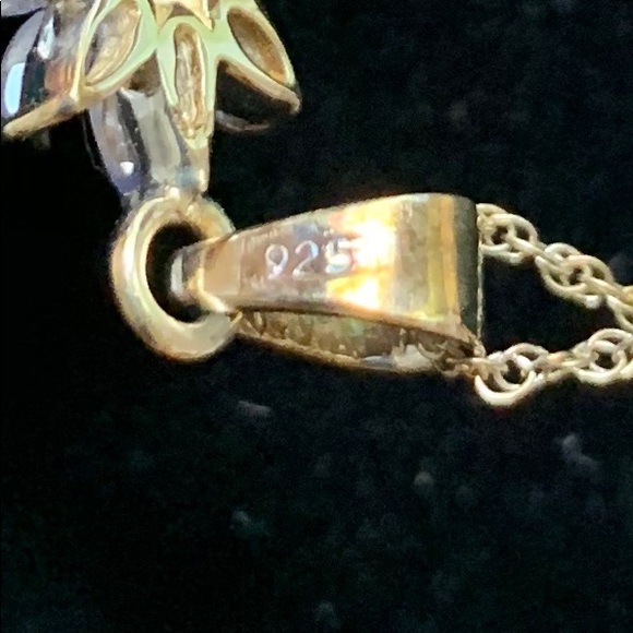 Brand New 925 Cross necklace - Picture 3 of 5